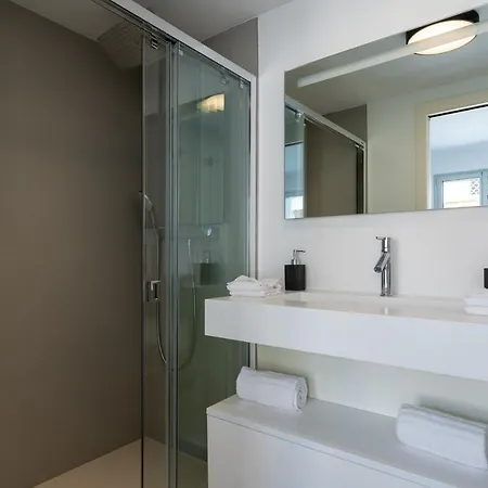 Breeze Apartment *
